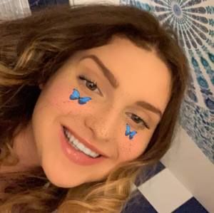 Meet your Posher, Christina